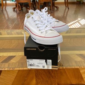 New All Star OX Optical White Coverse. Size 9.5.